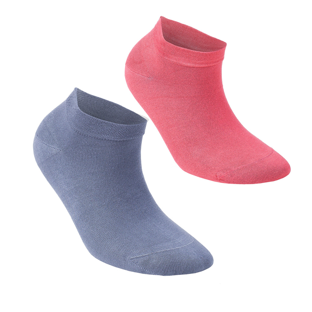 Dry skin socks feel good. Moisture wicking liner socks by Bambooven. 